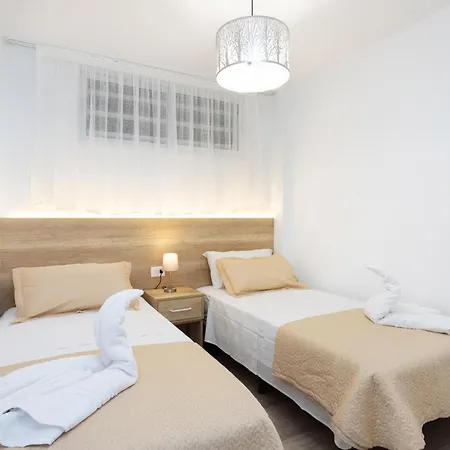 アパート Emily Residencial