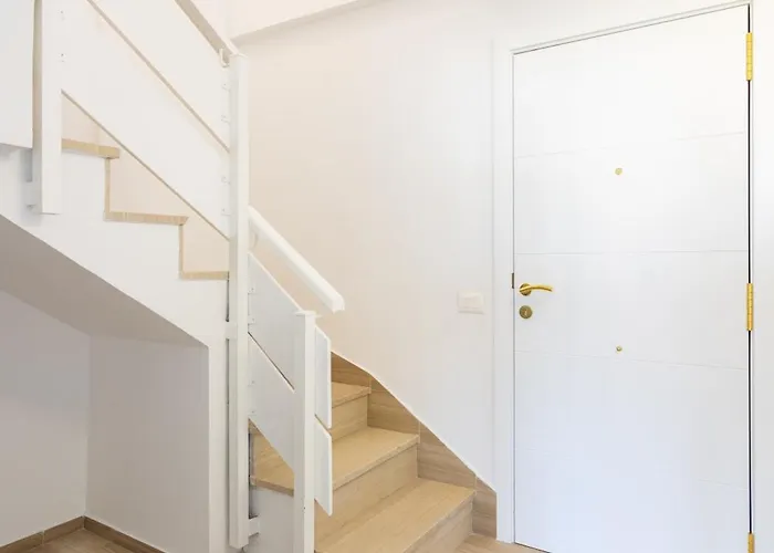 Emily Residencial Los Cristianos (Tenerife)